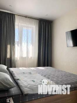 1-к квартира, посуточно, 40м2, 4/18 этаж