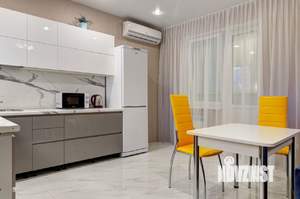 Студия квартира, посуточно, 54м2, 3/16 этаж