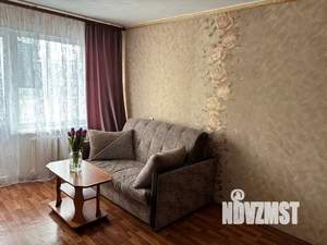 1-к квартира, посуточно, 41м2, 8/10 этаж