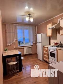 1-к квартира, посуточно, 50м2, 8/10 этаж