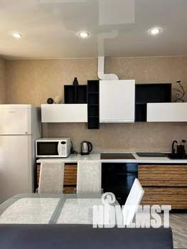 1-к квартира, посуточно, 30м2, 9/16 этаж