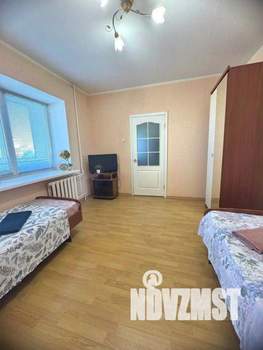 2-к квартира, посуточно, 50м2, 1/1 этаж