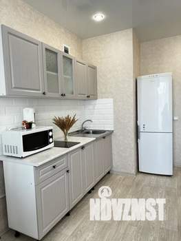 1-к квартира, посуточно, 44м2, 7/17 этаж