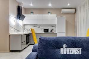 Студия квартира, посуточно, 54м2, 3/16 этаж