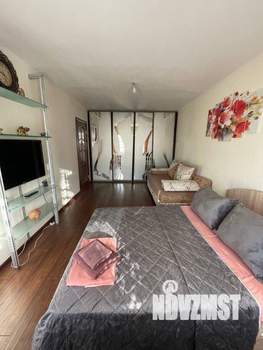 1-к квартира, посуточно, 38м2, 3/9 этаж