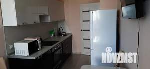 1-к квартира, посуточно, 37м2, 16/22 этаж