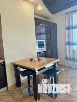 2-к квартира, посуточно, 80м2, 1/1 этаж