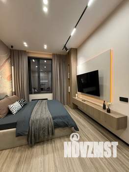 2-к квартира, посуточно, 50м2, 6/18 этаж