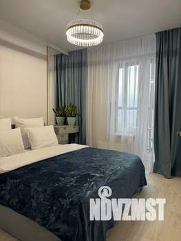 1-к квартира, посуточно, 38м2, 17/20 этаж