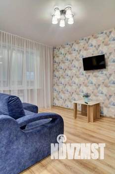 1-к квартира, посуточно, 54м2, 1/1 этаж