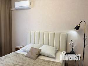 1-к квартира, посуточно, 42м2, 6/18 этаж