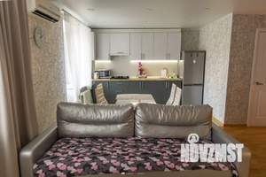 Студия квартира, посуточно, 45м2, 7/10 этаж