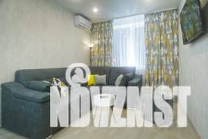 2-к квартира, посуточно, 38м2, 3/16 этаж