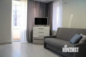 1-к квартира, посуточно, 36м2, 4/10 этаж