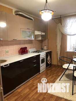 1-к квартира, посуточно, 45м2, 1/15 этаж