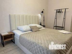 1-к квартира, посуточно, 42м2, 6/18 этаж