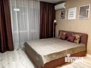 Студия квартира, посуточно, 30м2, 17/17 этаж