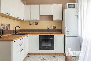 1-к квартира, посуточно, 46м2, 1/1 этаж