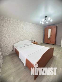 1-к квартира, посуточно, 65м2, 1/1 этаж