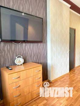 2-к квартира, посуточно, 70м2, 1/1 этаж