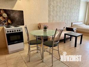 Студия квартира, посуточно, 35м2, 1/10 этаж