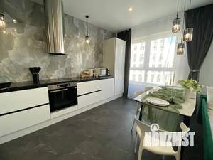 1-к квартира, посуточно, 33м2, 8/18 этаж