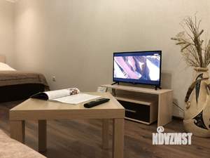 1-к квартира, посуточно, 42м2, 3/10 этаж