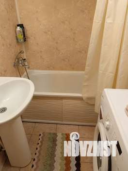 1-к квартира, посуточно, 34м2, 3/9 этаж