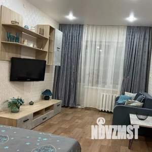 1-к квартира, посуточно, 32м2, 3/5 этаж