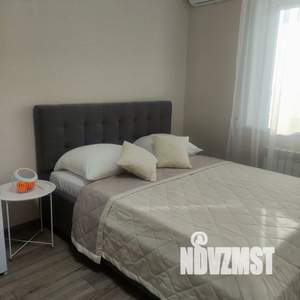 Студия квартира, посуточно, 26м2, 21/22 этаж