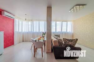 1-к квартира, посуточно, 53м2, 1/1 этаж