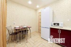 1-к квартира, посуточно, 59м2, 1/1 этаж