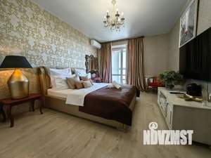 1-к квартира, посуточно, 40м2, 18/18 этаж