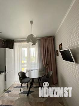 1-к квартира, посуточно, 40м2, 14/14 этаж