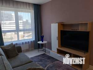 1-к квартира, посуточно, 40м2, 6/18 этаж