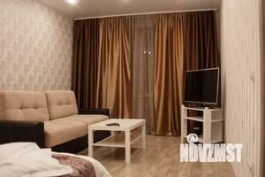 1-к квартира, посуточно, 36м2, 2/10 этаж