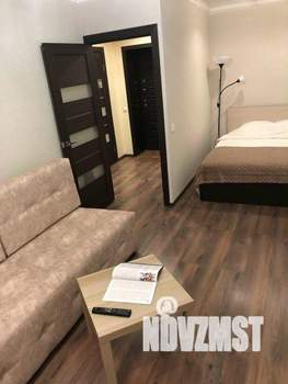 1-к квартира, посуточно, 37м2, 1/1 этаж