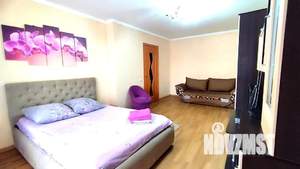 1-к квартира, посуточно, 40м2, 4/10 этаж