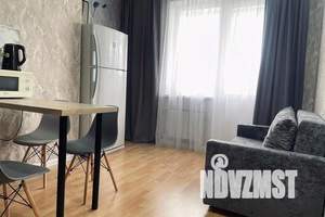 1-к квартира, посуточно, 54м2, 9/16 этаж