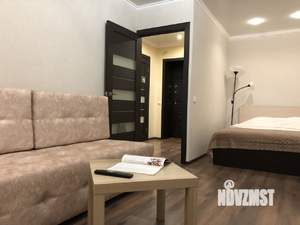 1-к квартира, посуточно, 42м2, 3/10 этаж