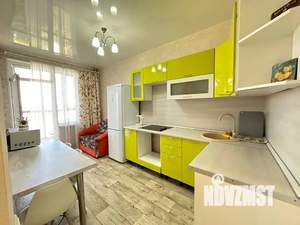 1-к квартира, посуточно, 40м2, 10/18 этаж