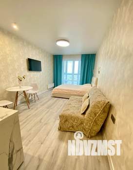 Студия квартира, посуточно, 28м2, 15/17 этаж