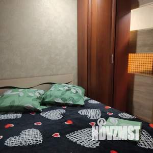 1-к квартира, посуточно, 59м2, 5/10 этаж