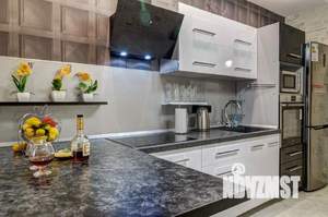 1-к квартира, посуточно, 47м2, 1/1 этаж