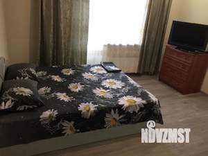 1-к квартира, посуточно, 42м2, 9/14 этаж