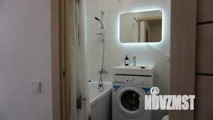 1-к квартира, посуточно, 37м2, 8/18 этаж