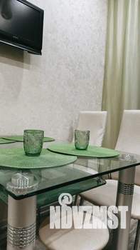 1-к квартира, посуточно, 44м2, 5/17 этаж