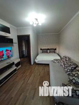 1-к квартира, посуточно, 32м2, 7/10 этаж