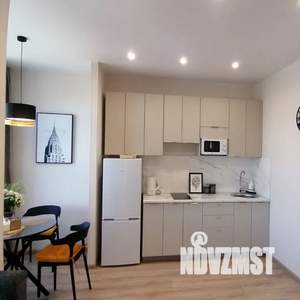 Студия квартира, посуточно, 35м2, 10/12 этаж