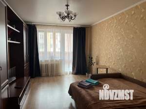 1-к квартира, посуточно, 39м2, 8/10 этаж